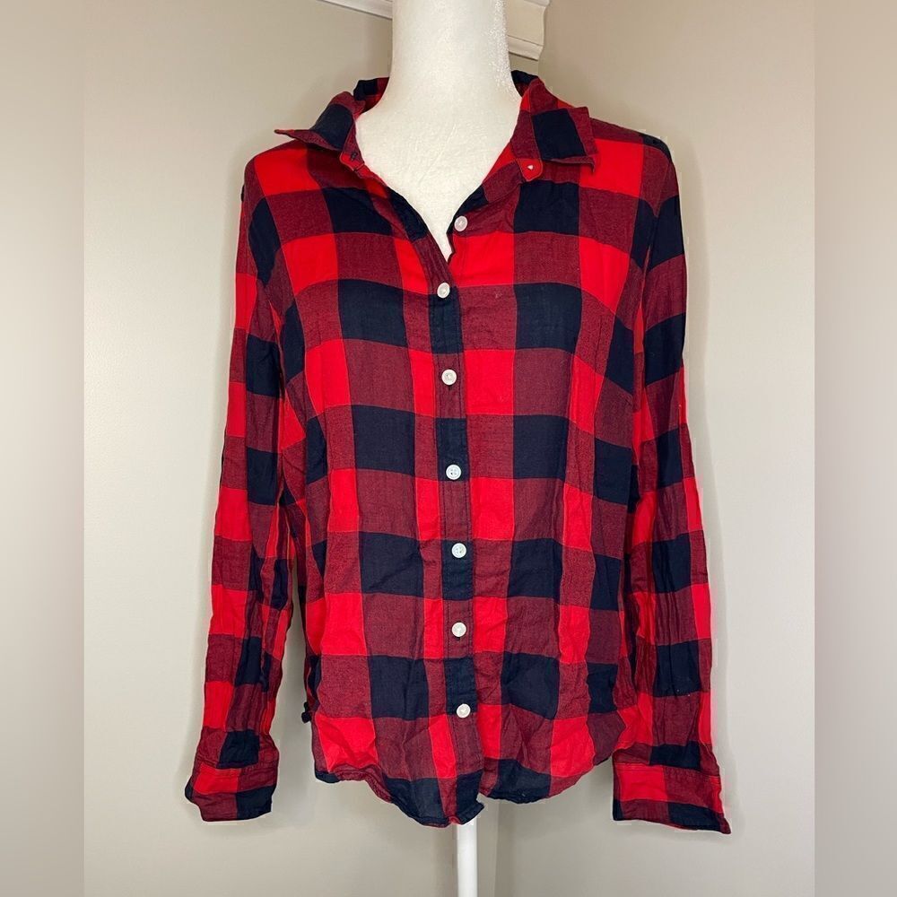 Crown & Ivy Buffalo Plaid Flannel Size XL (juniors)